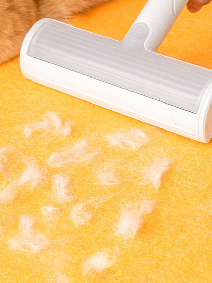 Lint roller demonstration on felt; roller not included