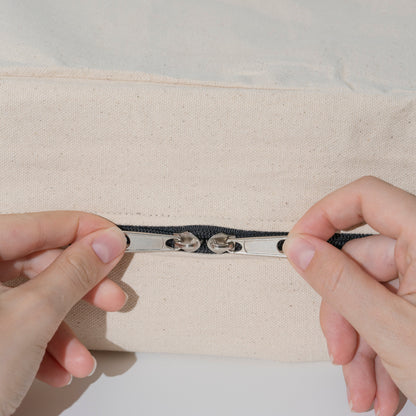 Close-up of the storage bag two-way zipper