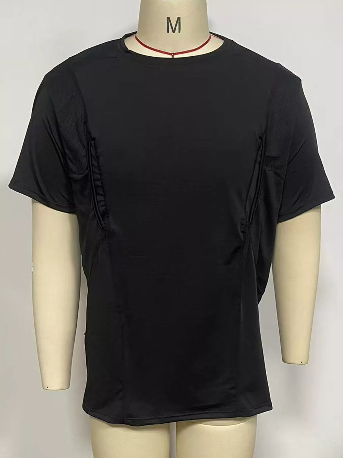 Black short-sleeve crewneck active T-shirt displayed on a mannequin.