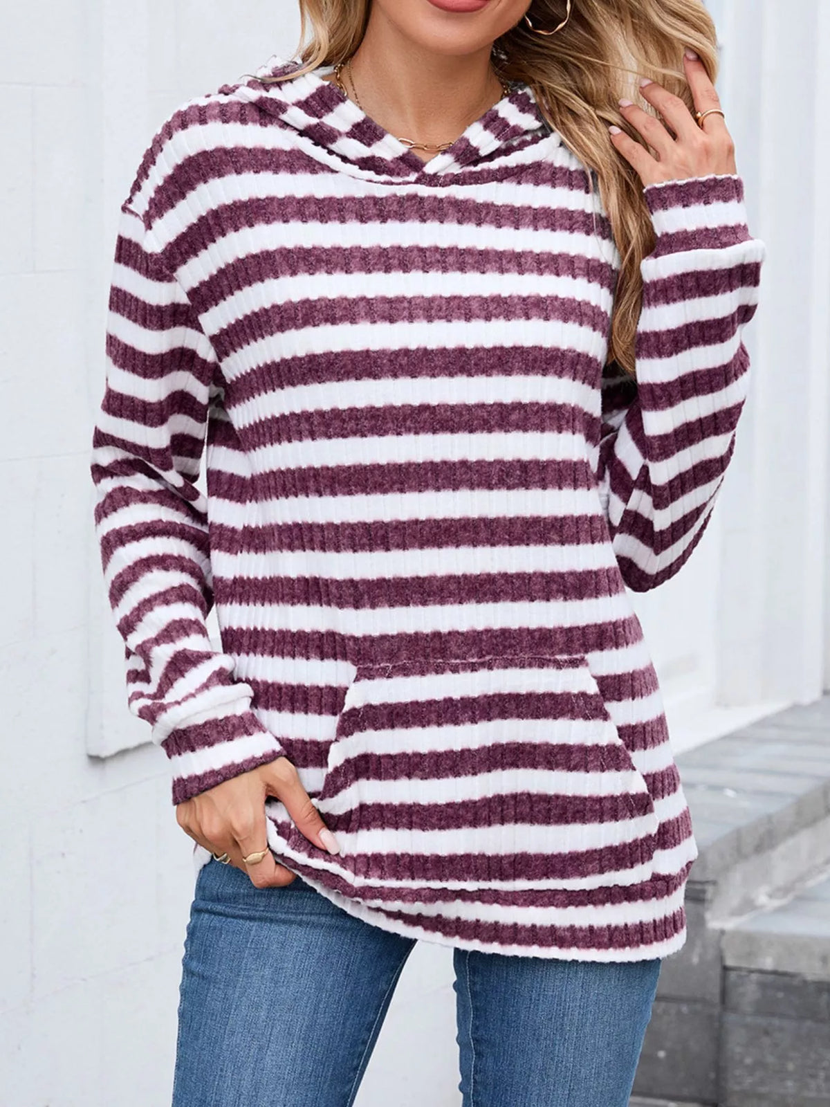 Striped dropped-shoulder hoodie with front pocket