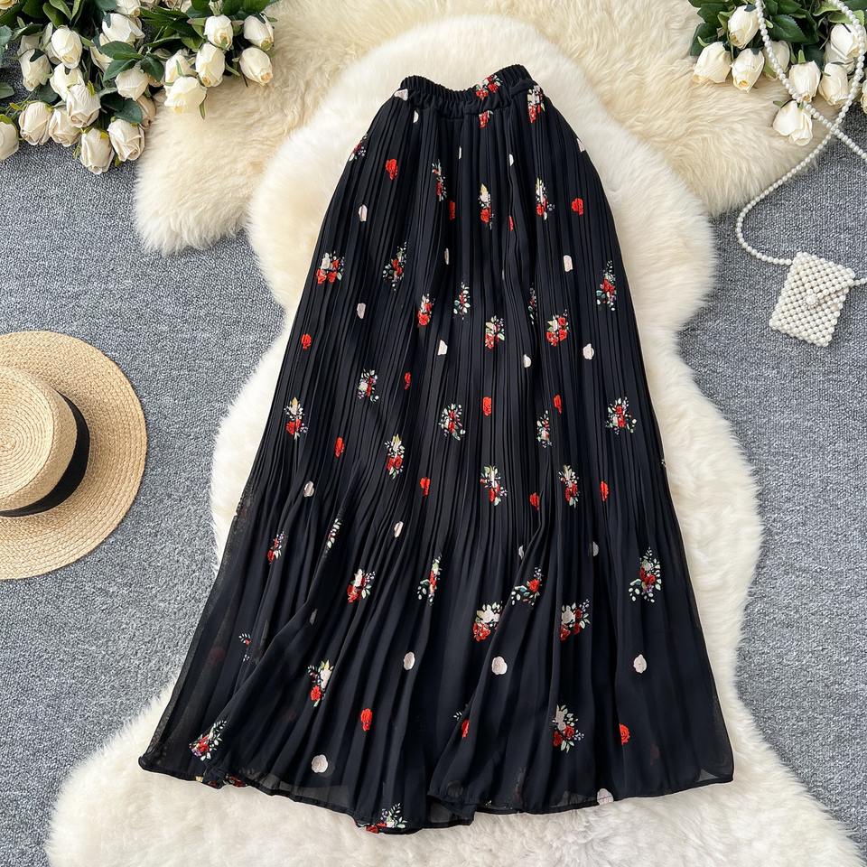 Women's Floral-Print Pleated Chiffon Skirt — view 6