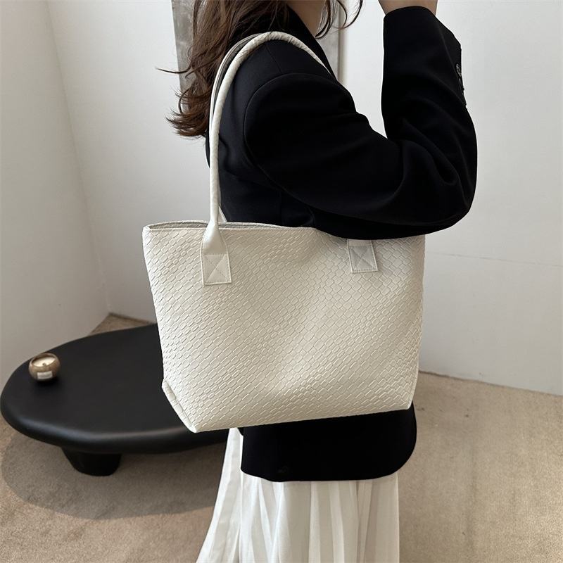 Women's Handbag — view 2