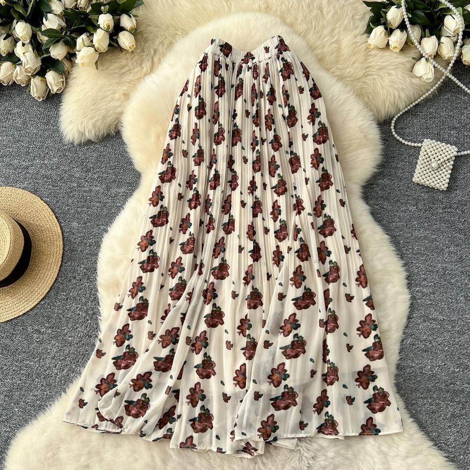 Women's Floral-Print Pleated Chiffon Skirt — view 3