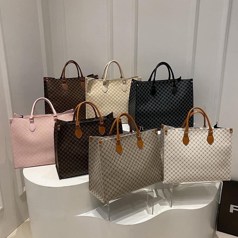 Women's Waterproof Shoulder Bag