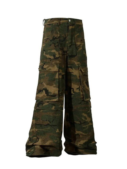 Front view of men's wide-leg camouflage cargo trousers with flap pockets and belt loops