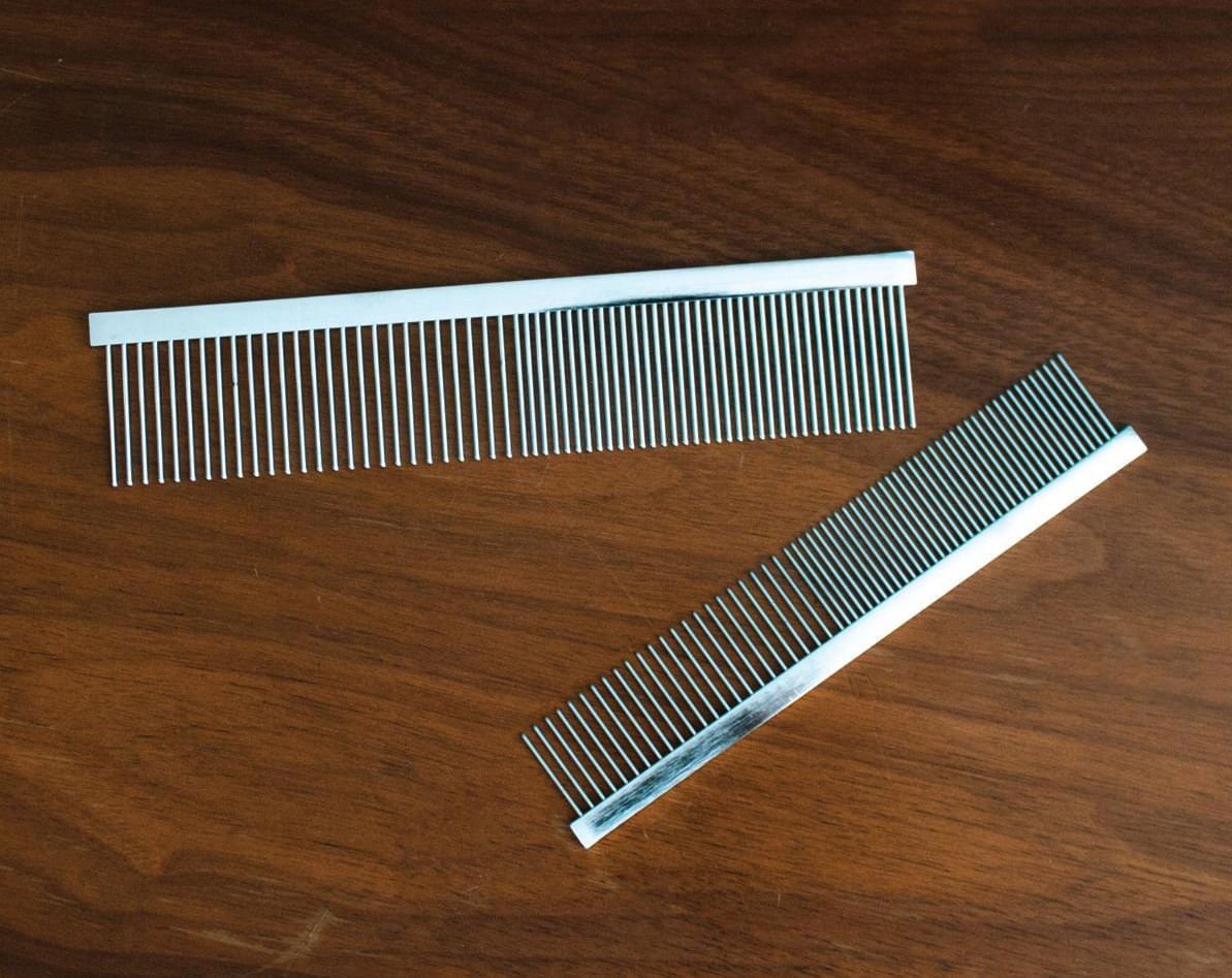 Two grooming combs shown for comparison; each order includes one selected comb.
